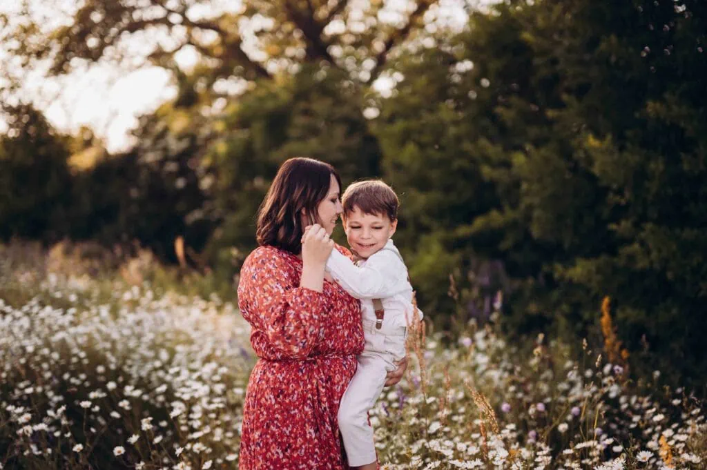 fotograf familienfotos, landau, geschwisterbilder speyer, fotograf familie, germersheim, familienfoto was anziehen, landau, fotografin landau, fotograf familienfotos, babygalerie karlsruhe, wann babybauch shooting
